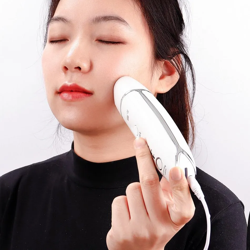 Mini machine ultrasonique de beauté de RF de Hifu pour le visage éliminant les rides
