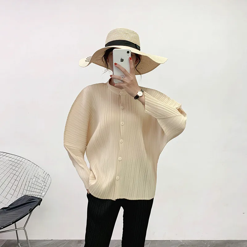 LANMREM nouvelle veste plissée femmes vêtements automne manteau ample à simple boutonnage manches chauve-souris Famale Tops grande taille YH678 201027