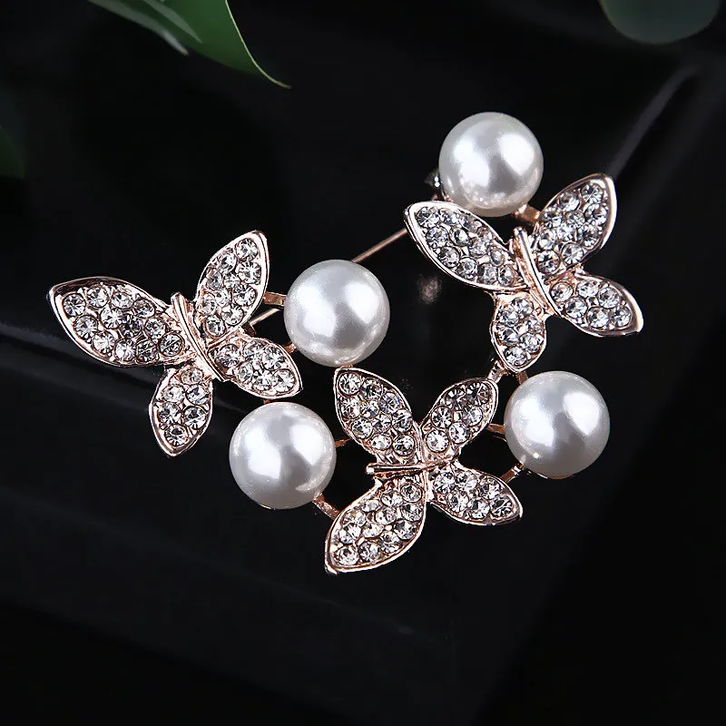 Stunning Crystal Butterfly Brooch High Quality Faux Pearl Broach Pin Women Clothing Fashion Jewlery Accessory Badges