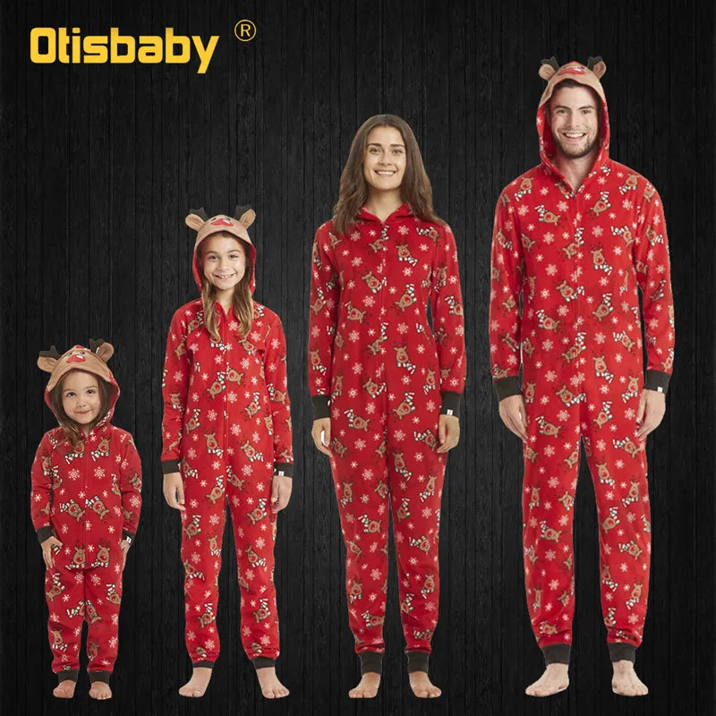 Christmas Jumpsuit Pajamas with Deer Mother Kids Matching Family Outfits New Year Mom Daughter Father Baby Son Sister Clothes LJ201111