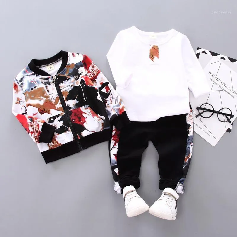 Наборы одежды Baby Boys Spring Fall Print Print 0-1 2 3-летний мальчик Красивая осень осень зимняя одежда из трех частей детская мода