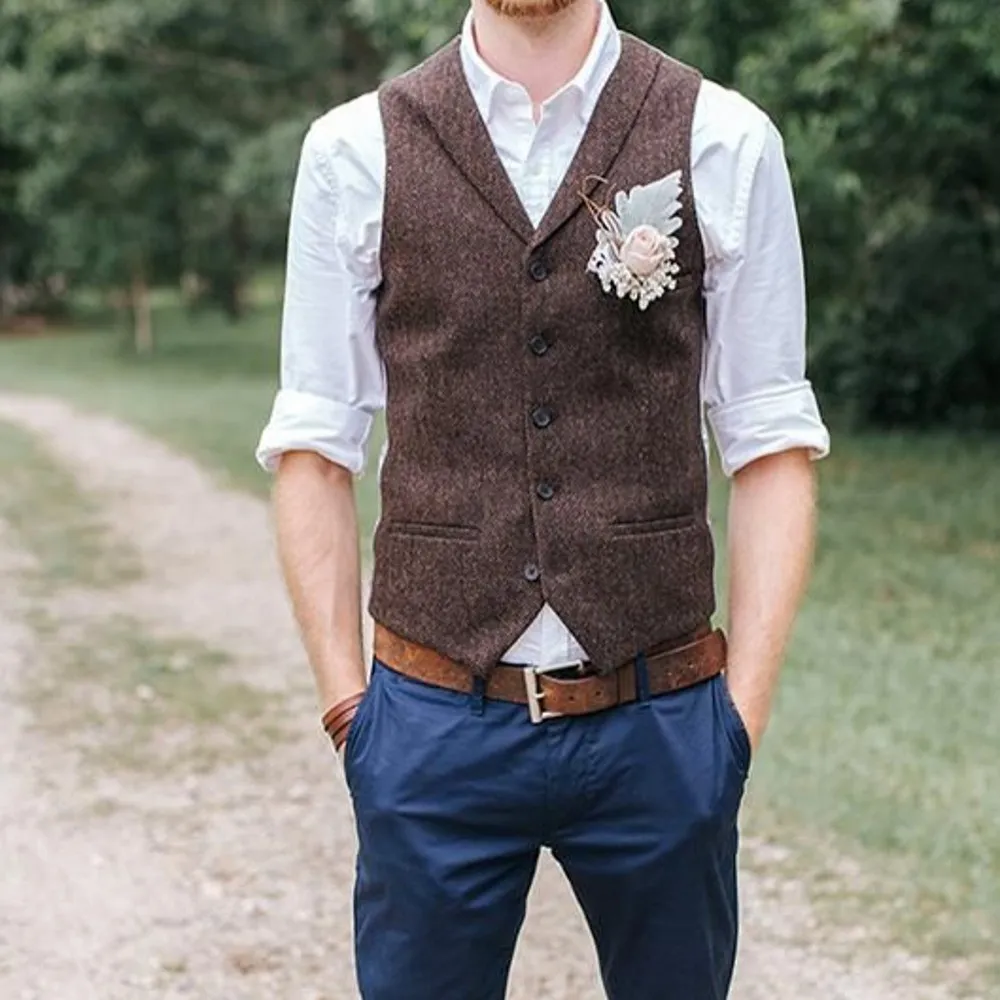 Wool Groom Gilets 2021 Mode Dark Marron Tweed Herringbone Pockets Homme Vest Gilets Slim Fit Hommes Robe Vestes Gilet De Mariage En stock