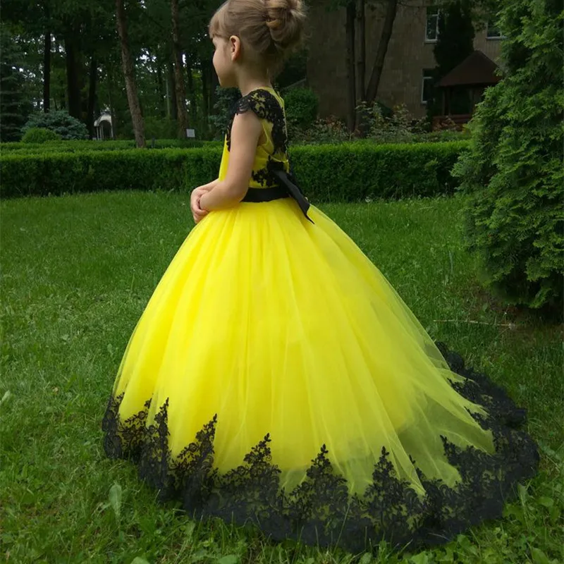Yellow Flower girl Dress With Black Lace Toddler Floor Length Bridesmaid Gowns for Girl with Long Train1947