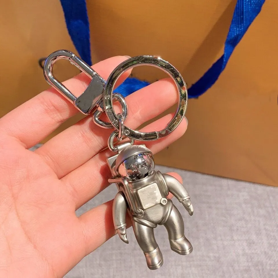 2020 Fashion gifts Spaceman Key Chain Accessories Fashion Car Designes Key Chains Accessories Men and Women Pendant Box Packaging Keychains