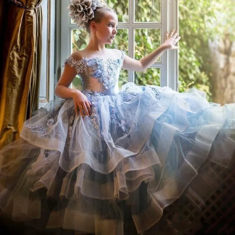 Niebo Blue Flower Girl Sukienki na Wesela Koronkowe Aplikacje Kwiatowe Off Ramię Ruffles Girls Pagewant Sukienka Urodziny Prom Dzieci Suknie Komunion