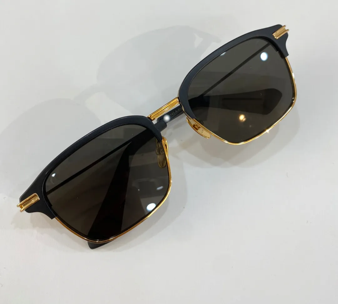 Mens Matte Square Pilot Sunglasses Dark Grey Sport Glasses With UV