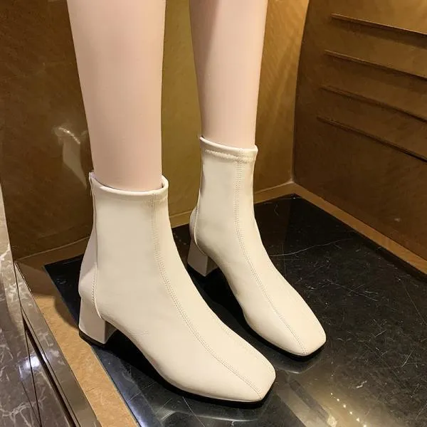 Gran oferta Botas de goma para mujer zapatos de moda para mujer botas 2020 calzado de invierno para mujer botines con punta redonda botines de