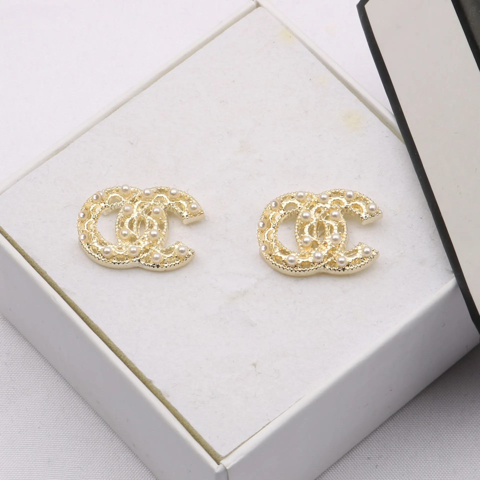 Canale Earring Gold Designer marchi placcati a doppia lettere Catena di clip Gioometriche Donne famose Sier Crystal Rhinestone Wedding Party Jewerlry 38 69