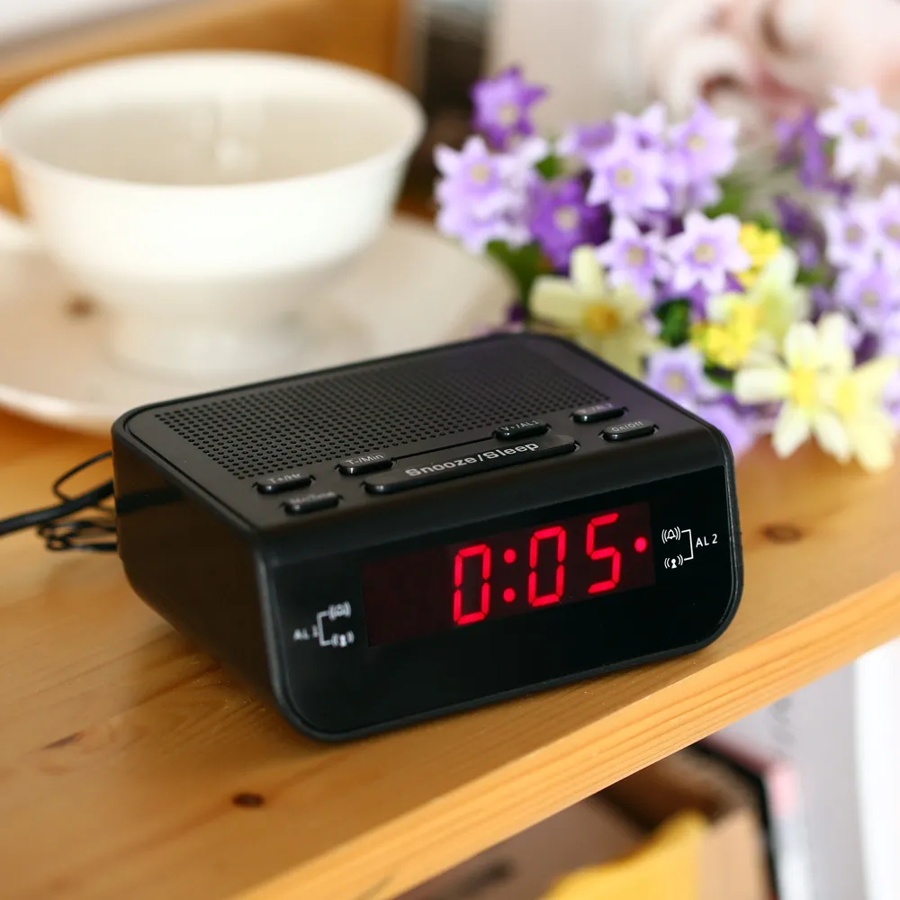 Réveil numérique compact Radio FM avec double alarme Buzzer Snooze Sleep Fonction Affichage de l'heure LED rouge LJ201204