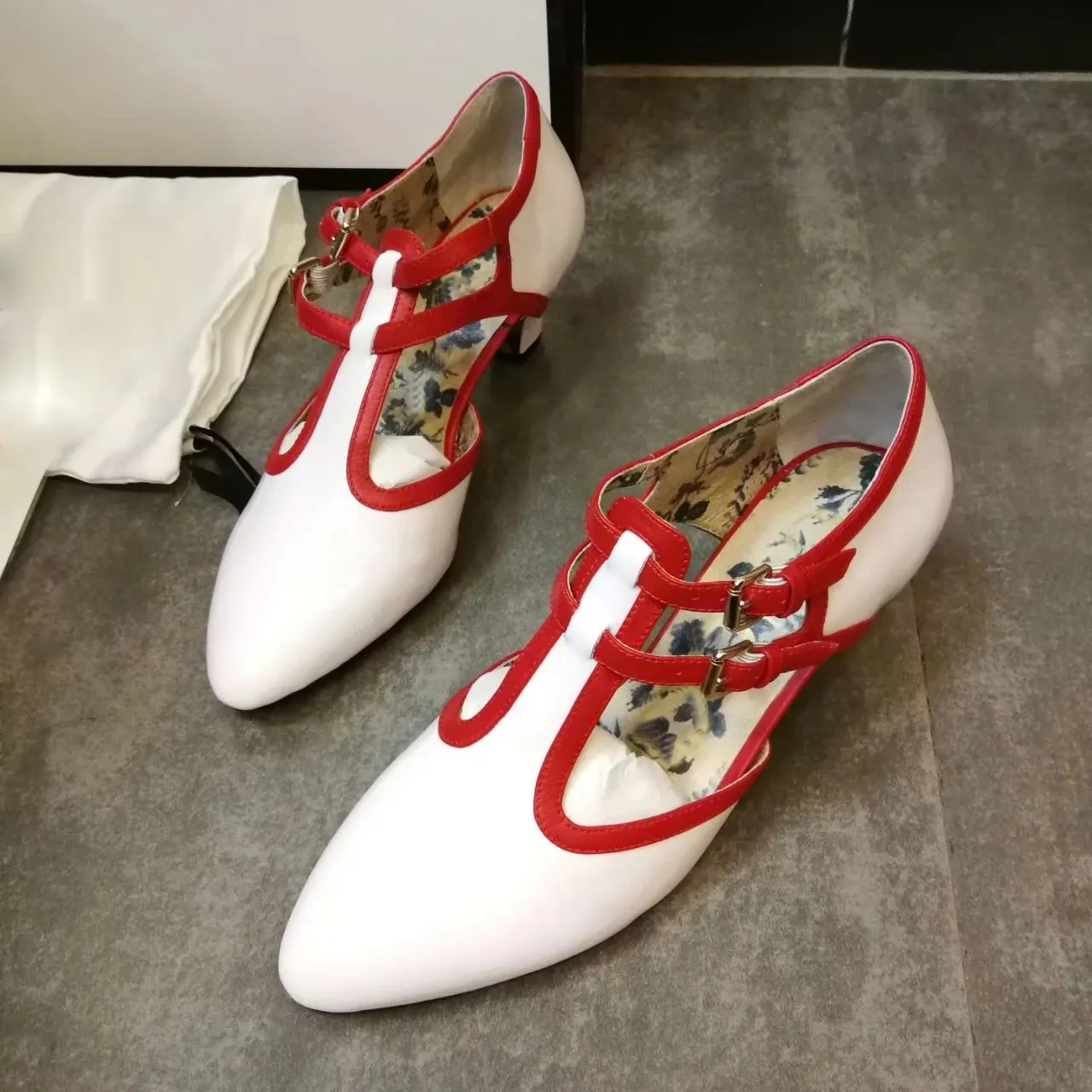 Venta de 2025 zapatos en flores
