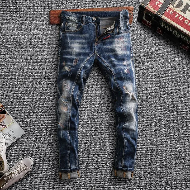 Pantalones vaqueros de estilo italiano a la moda para hombre, pantalones vaqueros rasgados de diseño Vintage de Retro Azul, ropa de calle elástica empalmada, pantalones de motociclista de Hip Hop