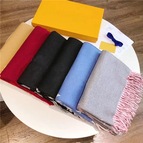 With Box Gift bag Receipt Tag Top quality scarfs for women Winter Mens Scarf luxe Pashmina Warm Fashion Imitate Wool Cashmere Scarves 20ss