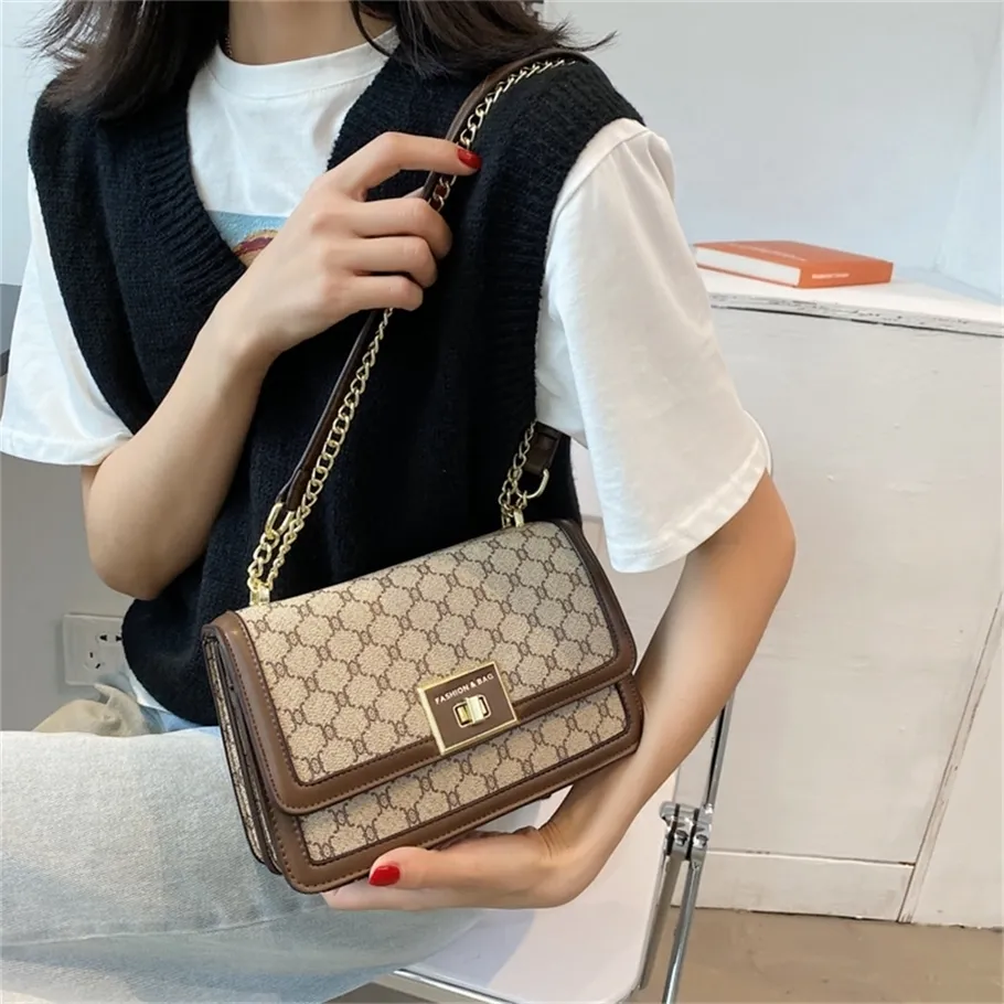 Designer Sale Summer New One Shoulder Small Square Bag Fashion Trend Simple And Generous Messenger Womens From Luxurious_bagsho, $27.34 | DHgate.Com designer-sale-summer-new-one-shoulder-small-square-bag-fashion-trend-simple-and-generous-messenger-womens-from-luxurious-bagsho-27-34-dhgate-com