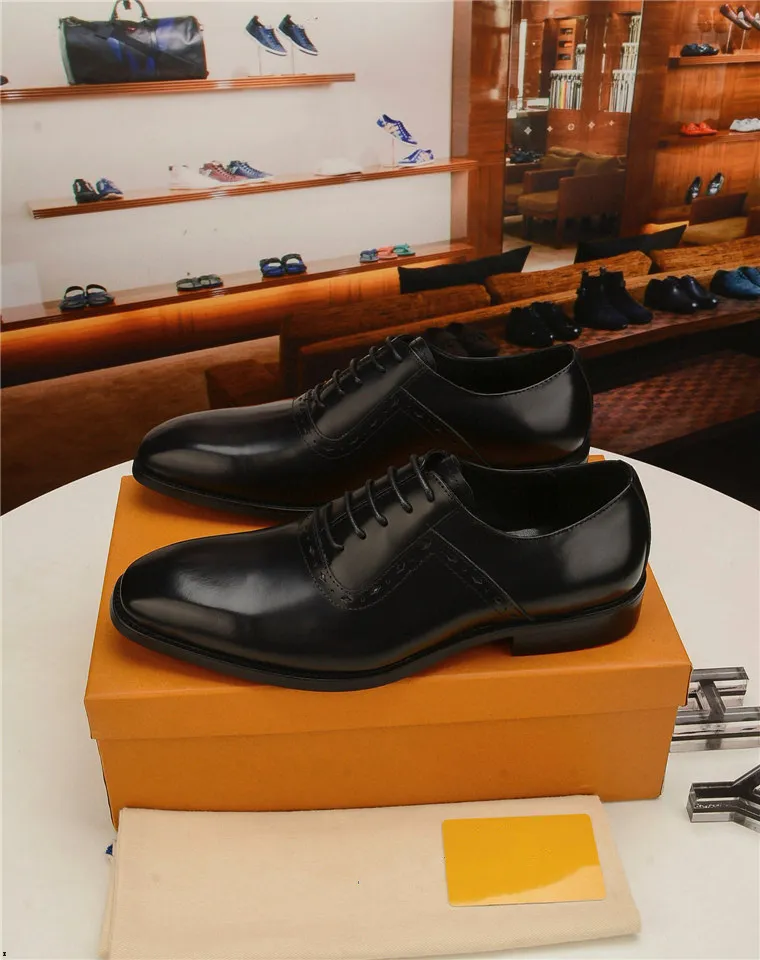 18ss Designers New Arrival Men Formal Shoes Office Business Wedding Dress shoes Oxfords Bullock Design Handmade Leather shoes big size