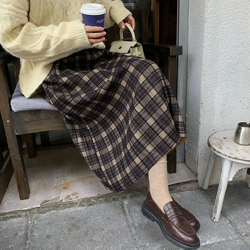 Plus size plaid deals skirt 60
