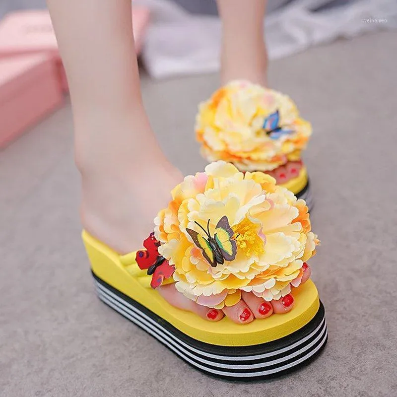 Blommor Kvinnors Skor Nya Sandaler Kvinnor Klipp Toe Tofflor Sommar Kvinnor Sommar Drag High Heel Wedge Heel Beach Leisure1