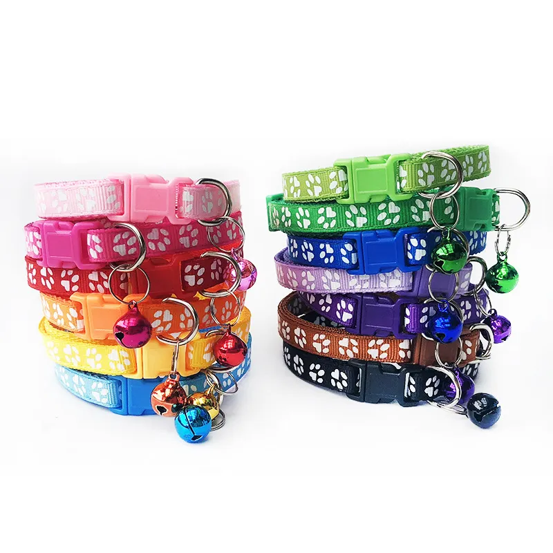 Ganze 100 Stück Halsbänder für Hundehalsbänder mit Glöckchen, verstellbare Halskette, Haustier-Welpen, Kätzchen, Halsband, Zubehör, Pet-Shop-Produkte Q1118216p