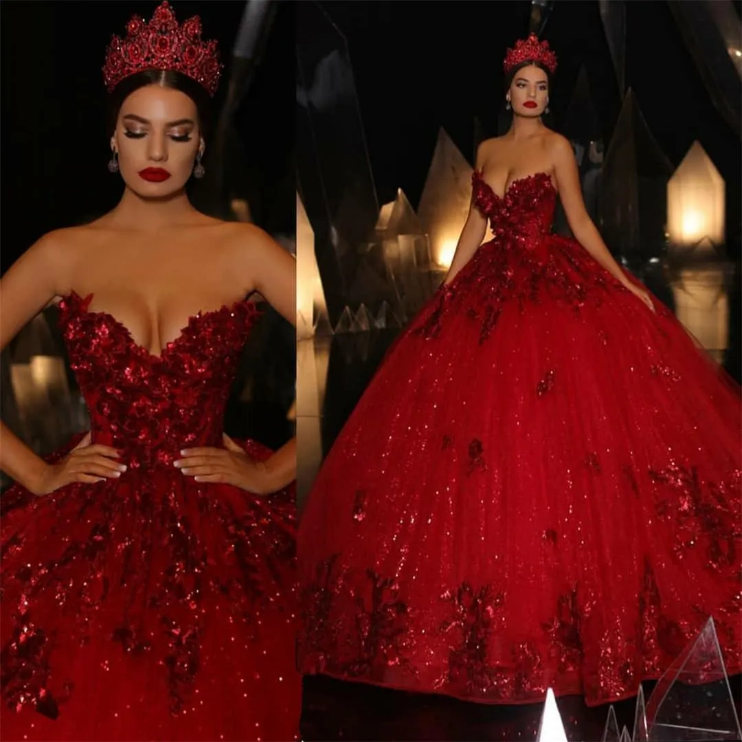 Красные скинковые платья Quinceanera с 3D -цветочными аппликациями шариковые платья любимого выпускного платья.