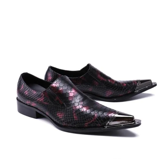Erkek İtalyan Deri Sivri Burun Elbise Ayakkabı Timsah Çivili Loafer'lar Düşük Topuklu Oxford Ayakkabı Erkekler Için Zarif Yılan Sepatu Pria