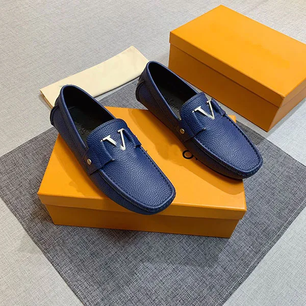 Sapatos de condução masculinos de luxo com tênis flats superstar Moda botão de metal Ervilhas e sapatos clássicos Cor sólida Com caixa