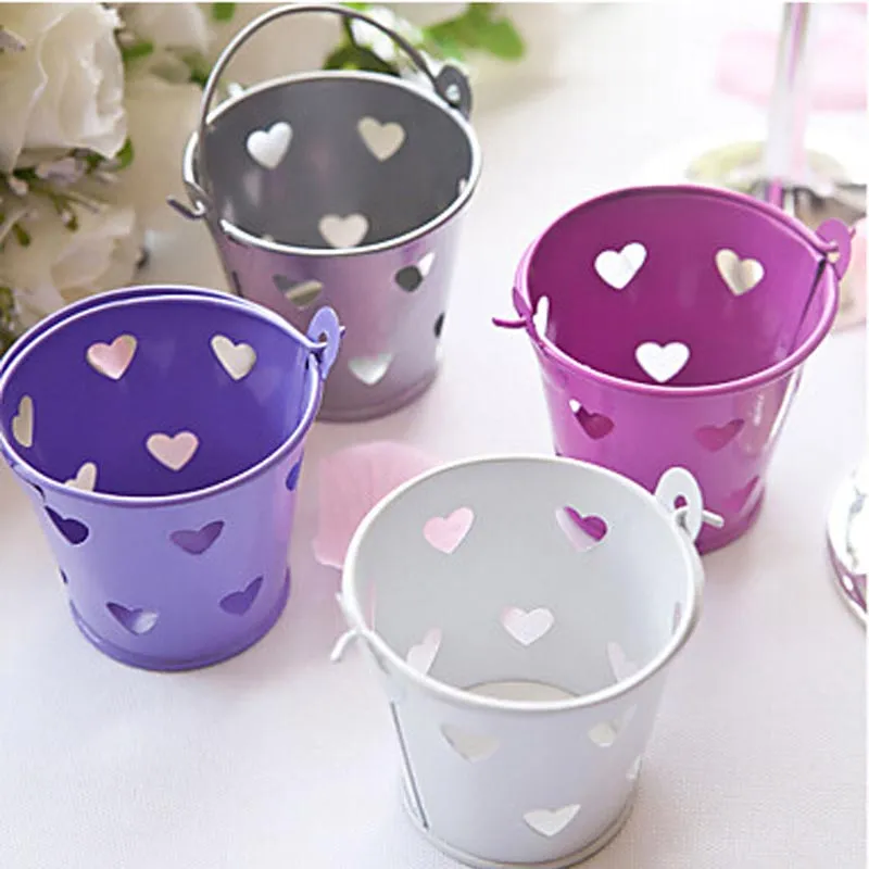 70pcs out heart in Heart Tin Pails 미니 Pails 호의 미니 버킷 사탕 상자 생일 패키지 호의 이벤트 기념일 테이블 Decor