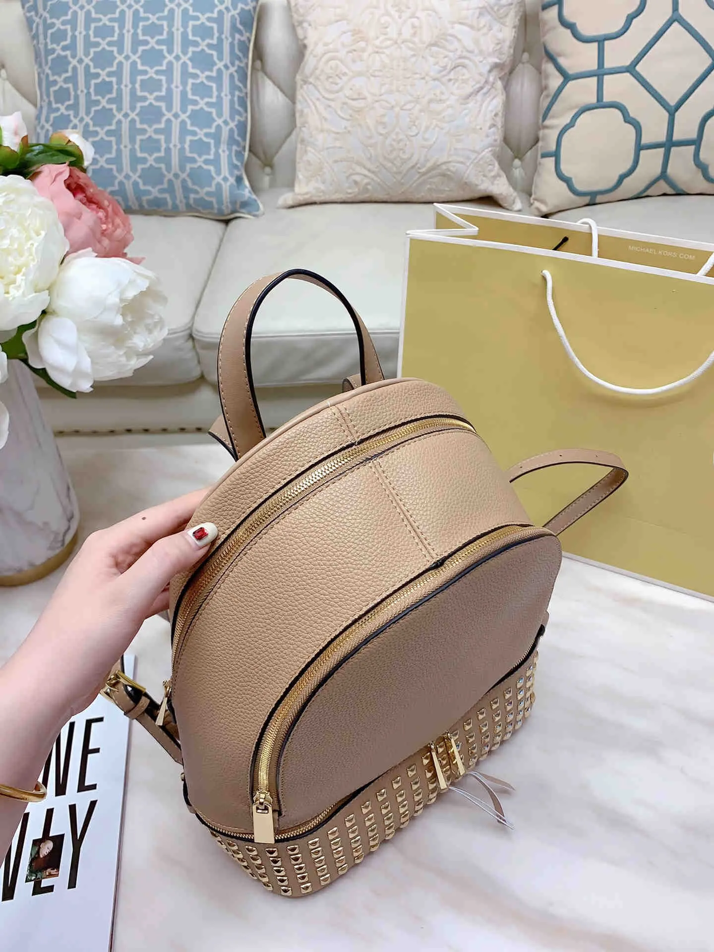 Designer-2021 Women's Luxury Purses Handbags high quality two-color stitching backpack school bags outdoor bag 33cm