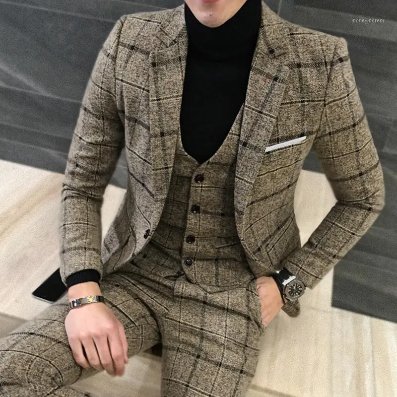 Mäns kostymer blazers grossist- 2 bit män brittiska senaste kappa byxa designar kungliga blå herrkläder höst vinter tjock smal passform plaid weddin