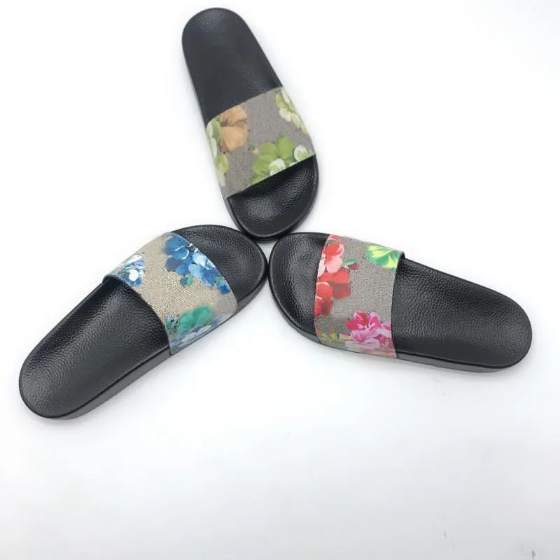 New Hot Men Women Sandals Shoes Slippers Pearl Snake Print Slide 2021 fashion Summer Wide Flat Lady Sandals Slipper With Box Dust Bag 35-45