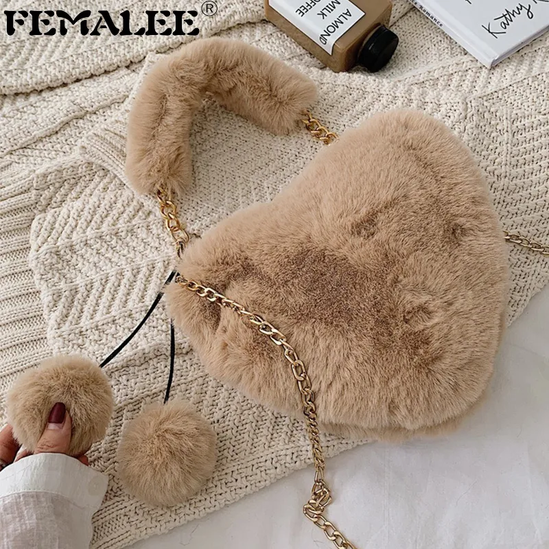 Sac à main en peluche de cœur de pêche d'hiver pour femmes, sac à bandoulière de luxe avec chaîne pour filles, joli sac à main en cuir souple, couleur unie, Q1208