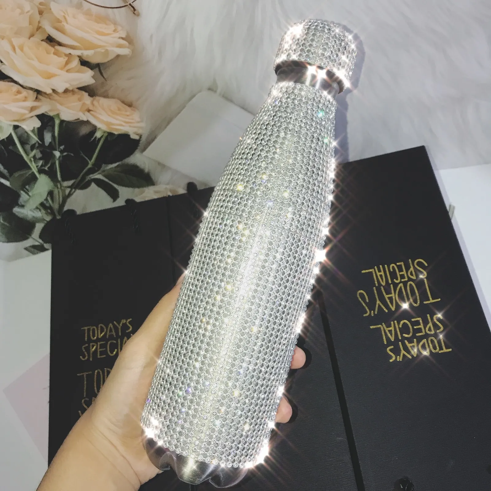 Thermoskanne 500 ml glänzendes Wasser mit Flasche, Strass-Thermosflasche, Bling-Edelstahlbecher, Silber-Diamant-Vakuumflasche im Großhandel