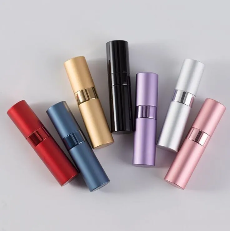 Mini flacone spray portatile Bottiglie di profumo in alluminio portatile Atomizzatore da viaggio Contenitore cosmetico vuoto ricaricabile 7 colori 8ml YL1311