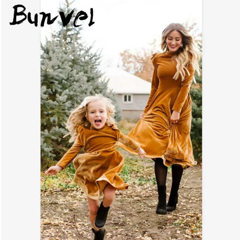 Pink Velvet Bunvel Mother And Daughter Dresses Online Mommy And Me Clothes For Winter Baby Girl Cloth Size 5 LJ201112 From Jiao08 15.37 DHgate.Com