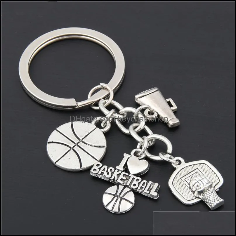 I Love Football/Basketball/Baseball With Soccer Shoes Keychains For Car Purse Bag Cowboy Gift Clover Charms Keyrings