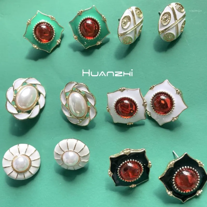 Stud Huanzhi 2022 Francuski Elegancki Retro Vintage Pearl Rhinestone Klasyczny Emalia Kolczyki Dla Kobiet Dziewczyna Biżuteria Prezent