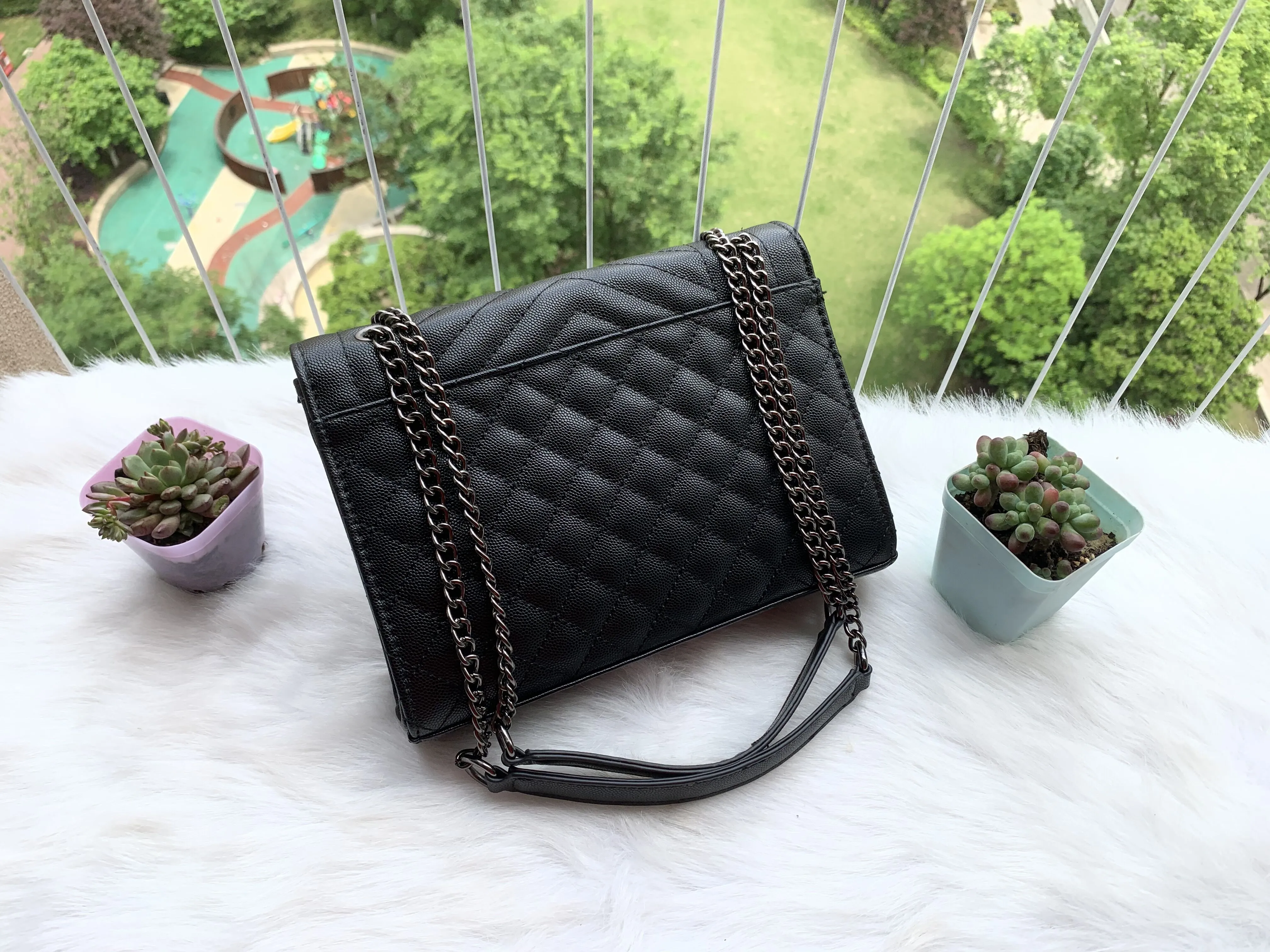 Famous bags best sale 2019