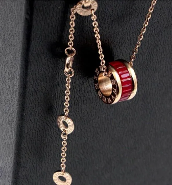 2022 joyería de diseñador de lujo para mujer, collares con colgante de cerámica con números romanos, collar de acero inoxidable de color oro rosa para hombre, caja de cadena de oro