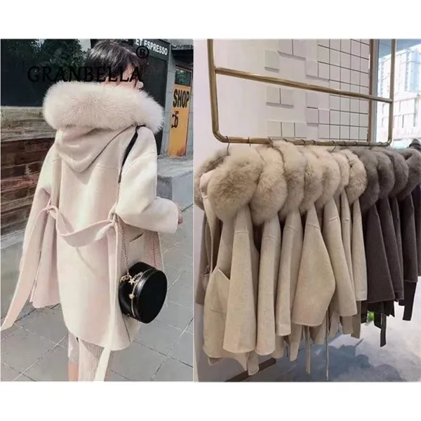 Alexa wool coat with hood and algun removable fur