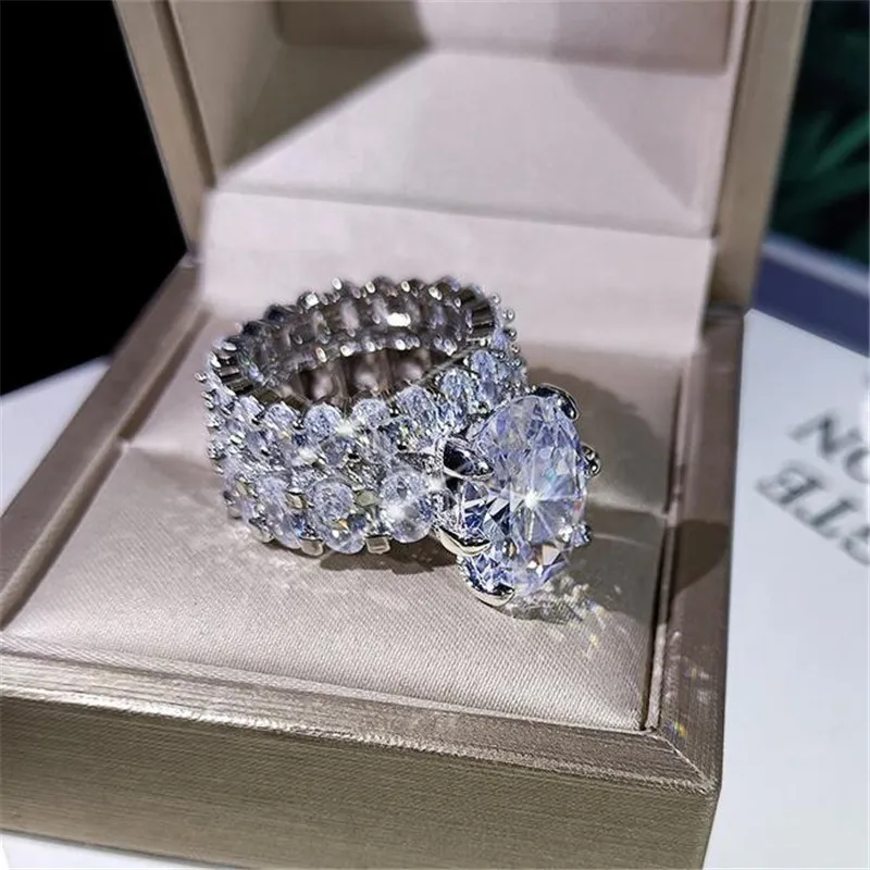 2021 New Sparkling Hot Sale Luxury Jewelry Couple Rings Large Oval Cut White Topaz CZ Diamond Gemstones Women Wedding Bridal Ring Set Gift