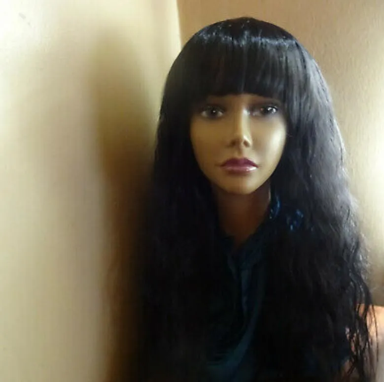 Perruque de cheveux longs ondulés lâches noires pour femmes