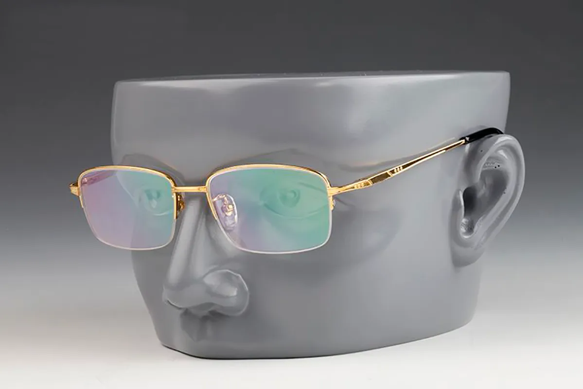 Round Designer Sunglasses Matte Black Titanium Frames 8201025 Carti Sun Glasses for Men Oval Transparent Sonnenbrille gafas Frame Shades UV400 Protection 53 17 135
