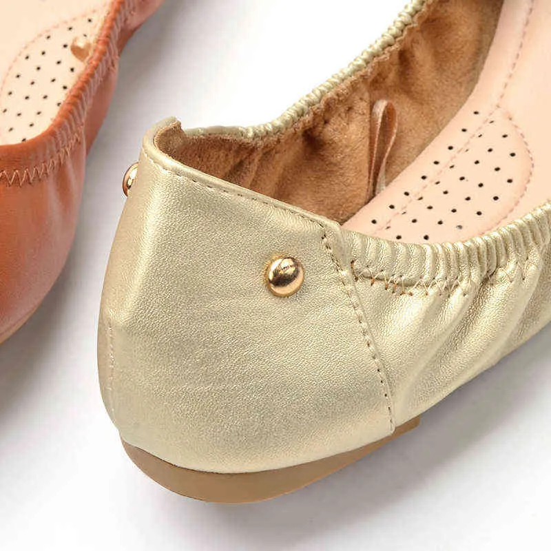 Europeisk och amerikansk stil äggrulle skor solid färg förtjockad mjuk såle kvinnors skor får mönster platt botten grunda mun båtskor