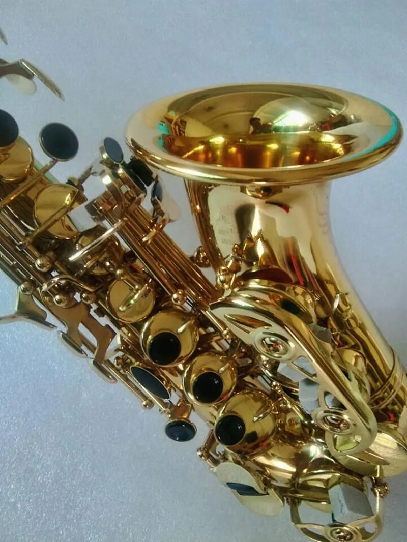 Brand New Zakrzywiony Saksofon Sopranowy Złoty Lakier Mosiądz Sax Profesjonalny Ustnik Pats Pads Reeds Bend Neck
