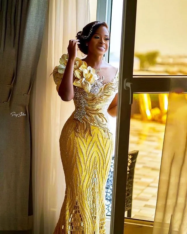 Arabic Gold Sparkly Gold Sparkly Prom Dress With Beaded Crystals
