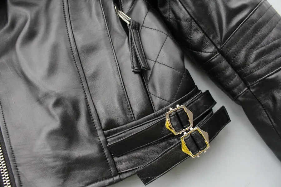 genuine sheepskin leather jacket with big raccoon fur collar (12)
