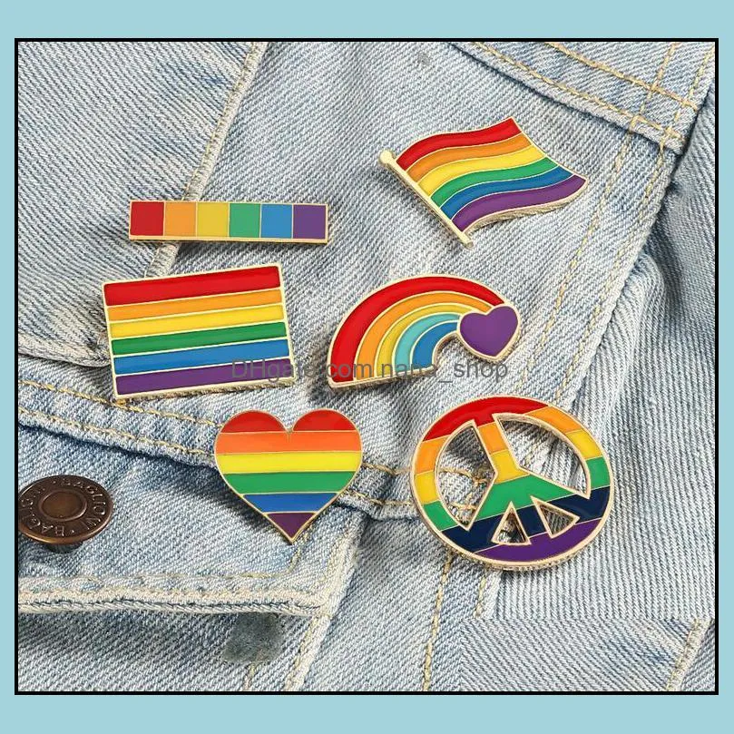 Épingles Broches Bijoux Drapeau Arc-en-Ciel Coeur Broche Paix Et Amour Épingles en Émail Vêtements Sac Épinglette Gay Lesbienne Fierté Badge Unisexe Cadeau Drop D