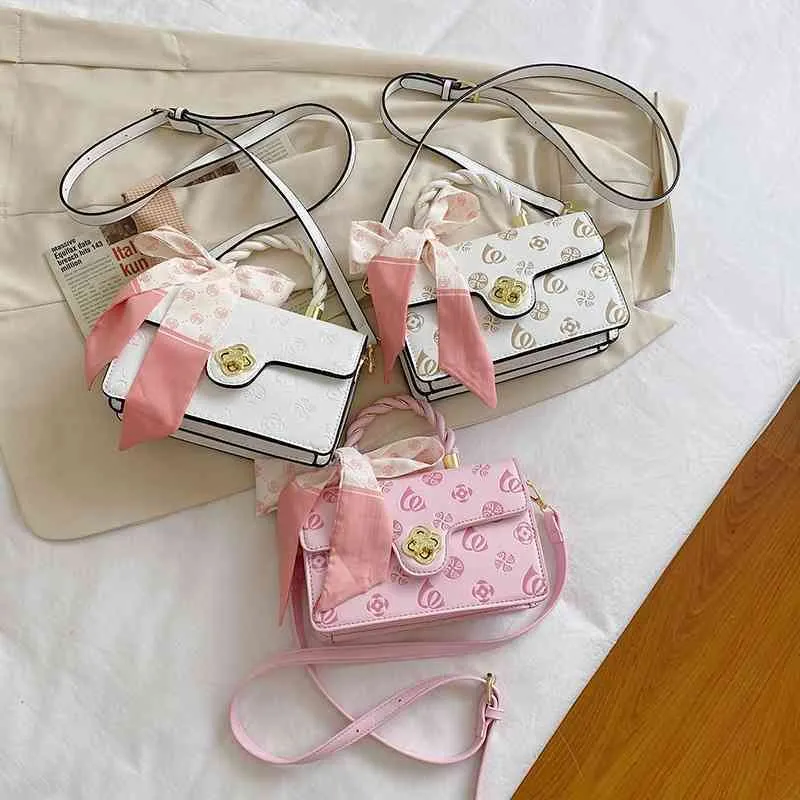 Square bags 2025 online