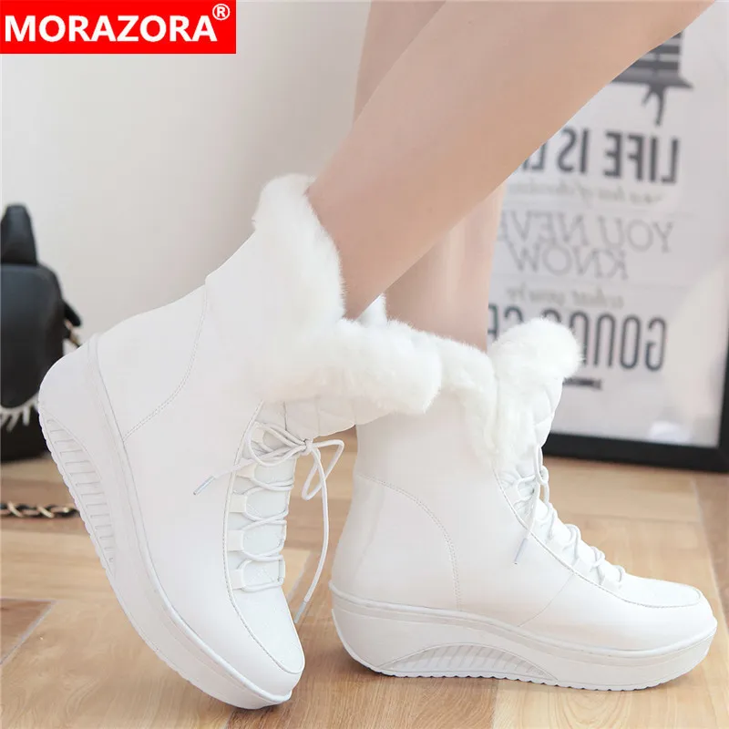 MORAZORA Tallas grandes 35-44 Nuevas botas de nieve para mujer cuñas con cordones botines blanco negro zapatos de plataforma cálidos botas de invierno de piel femenina LJ201019