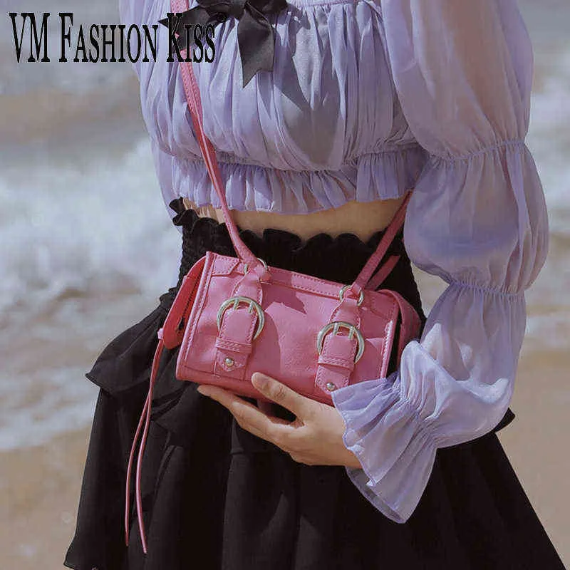 NXYハンドバッグVMファッションキス2022スプリングレトロケンブリッジバッグ人気郵便配達員小さなサッチェル新しいソリッド女性夏メッセンジャー0208