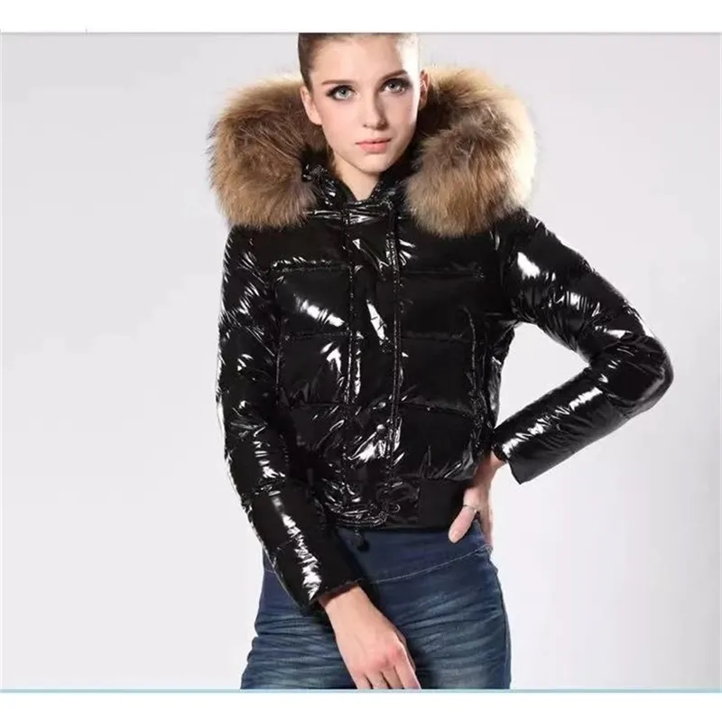 Punk Femmes Hiver Rouge Down Coton Veste Nouvelle Mode Brillant Noir Grand Capuchon Épais Brillant Lâche Grande Fourrure Chaud Parkas Lady Manteau 201214