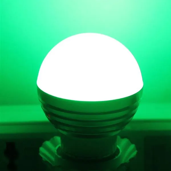 Gratis levering E27 3W RGB LED dimbare gloeilamp 85-265V gloeilamp kantoor nieuwe en hoogwaardige gloeilampen